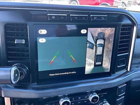 Used 2023 Ford F350 Platinum image 21