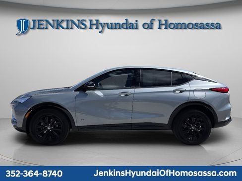 Used 2025 Buick Envista Sport Touring w/ Convenience I Package image 12