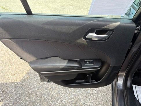 Used 2023 Dodge Charger SXT RWD image 14
