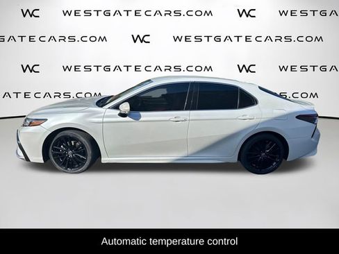 Used 2023 Toyota Camry XSE FWD image 4