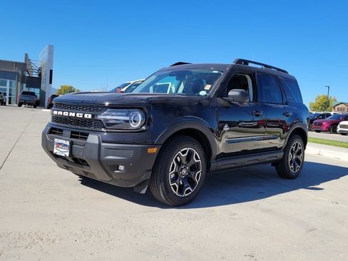 New 2025 Ford Bronco Sport Outer Banks w/ Outer Banks Tech Package+ image 4