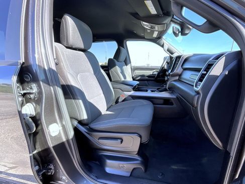 Used 2021 RAM 1500 Big Horn image 15