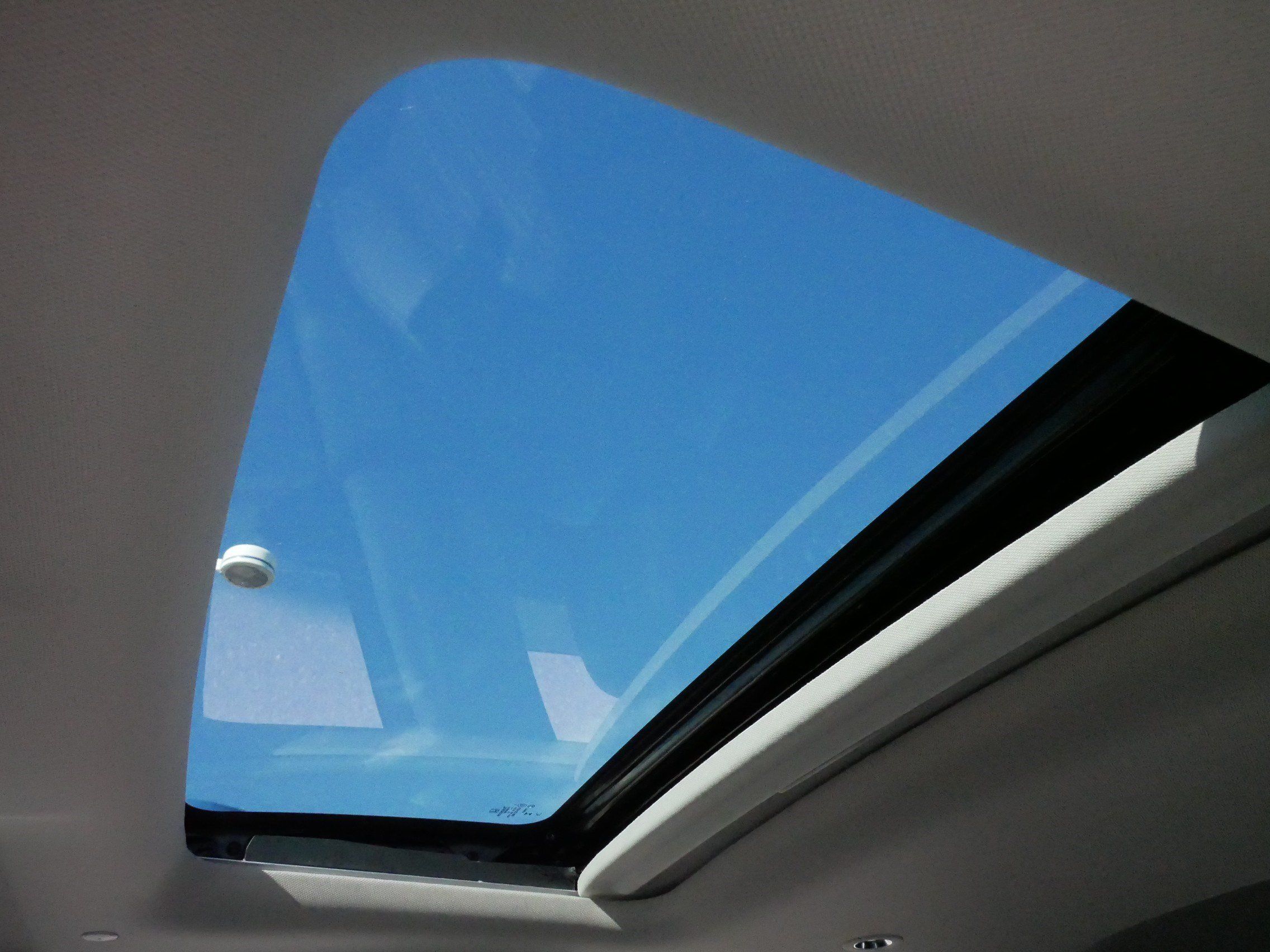 Used 2027 Honda HR-V EX-L image 32