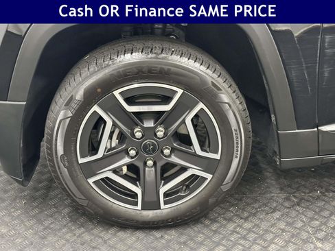 Used 2026 Jeep Cherokee Limited AWD/4WD image 12