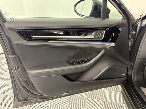 Certified 2024 Porsche Panamera image 13