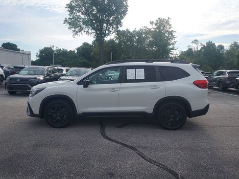 Used 2023 Subaru Ascent Onyx Edition AWD/4WD image 5