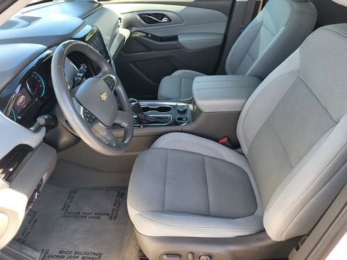 Used 2020 Chevrolet Traverse LT w/ Driver Confidence II Package image 13