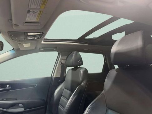 Used 2018 Kia Sorento EX w/ EX Advanced Touring Package image 24