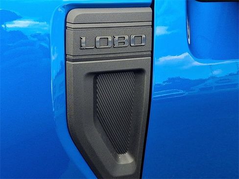New 2025 Ford Maverick Lobo image 18