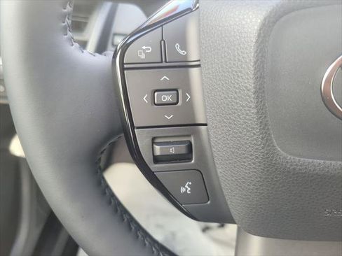 Certified 2026 Toyota Prius XLE image 21