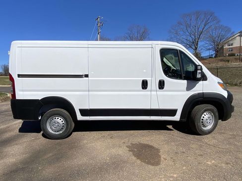 New 2026 RAM ProMaster 1500 w/ Convenience Group FWD image 31