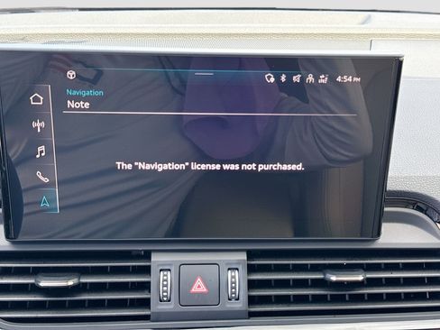 Used 2023 Audi Q5 2.0T Premium Plus w/ Premium Plus Package AWD/4WD image 32