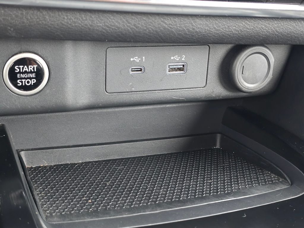 Used 2023 Nissan Rogue SV AWD/4WD image 23