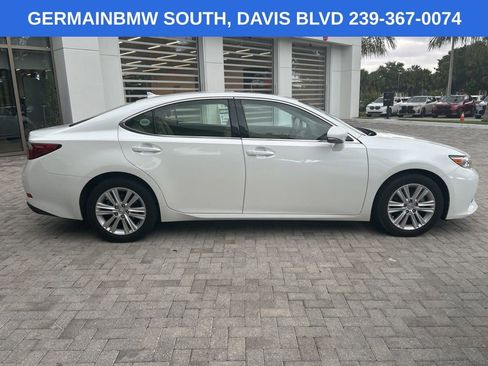 Used 2013 Lexus ES 350 w/ Luxury Pkg FWD image 6