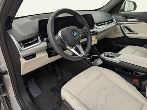 New 2026 BMW X1 xDrive28i w/ Technology Package image 4
