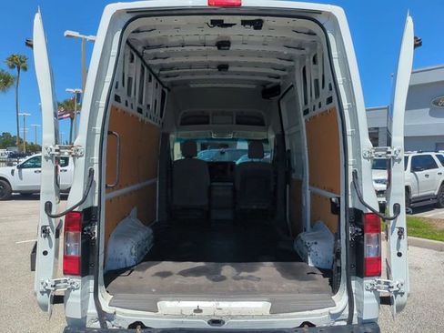 Used 2014 Nissan NV 2500 SV w/ Side & Curtain Airbag Package image 13