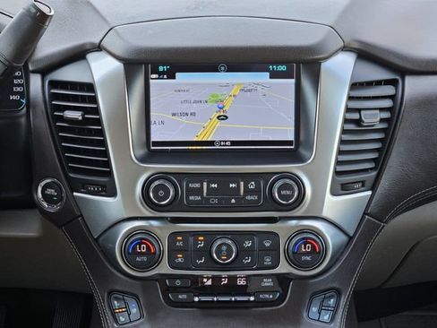 Used 2020 Chevrolet Suburban Premier RWD image 21