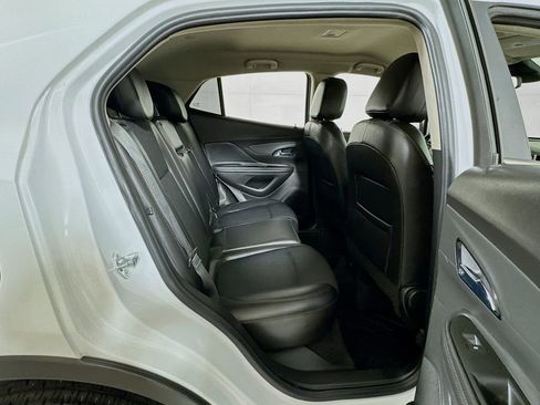 Used 2022 Buick Encore Preferred w/ Safety Package AWD/4WD image 23