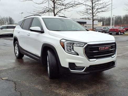 Certified 2022 GMC Terrain SLE w/ Driver Convenience Package image 28