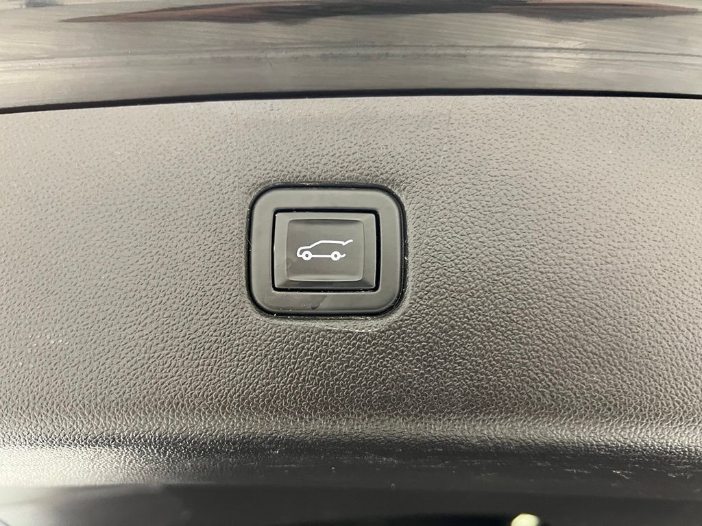 Used 2021 Chevrolet Blazer RS FWD image 30