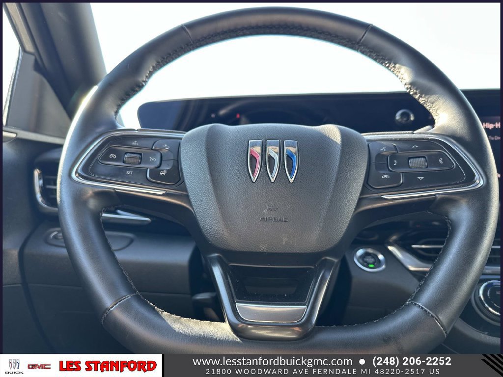 Used 2024 Buick Envista Sport Touring w/ Convenience I Package FWD image 21