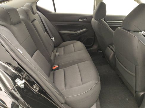 Used 2022 Nissan Altima 2.5 SV FWD image 19