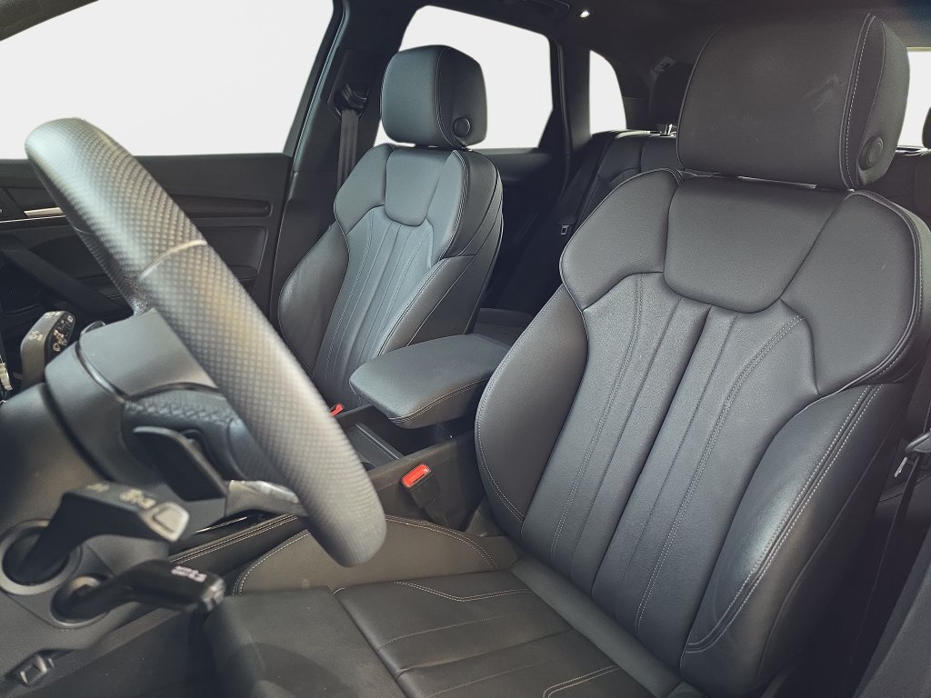 Certified 2024 Audi Q5 e Premium Plus w/ Premium Plus Package AWD/4WD image 16