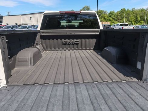 Used 2020 GMC Sierra 1500 SLE w/ SLE Convenience Package AWD/4WD image 14