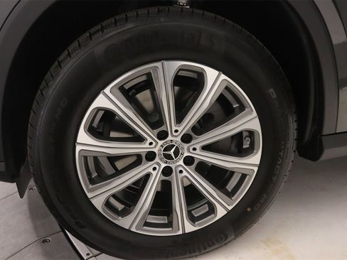 New 2026 Mercedes-Benz GLC 300 image 13