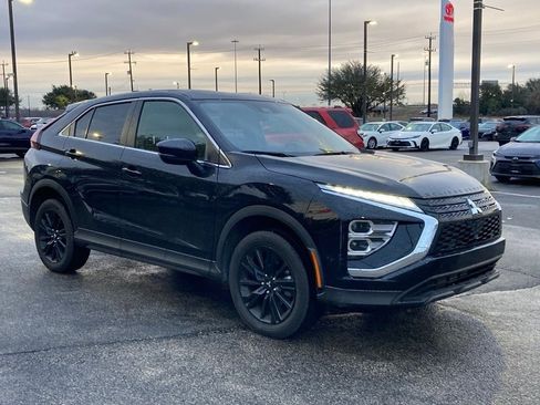 Used 2024 Mitsubishi Eclipse Cross LE image 3