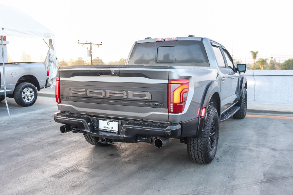 Used 2024 Ford F150 Raptor AWD/4WD image 9