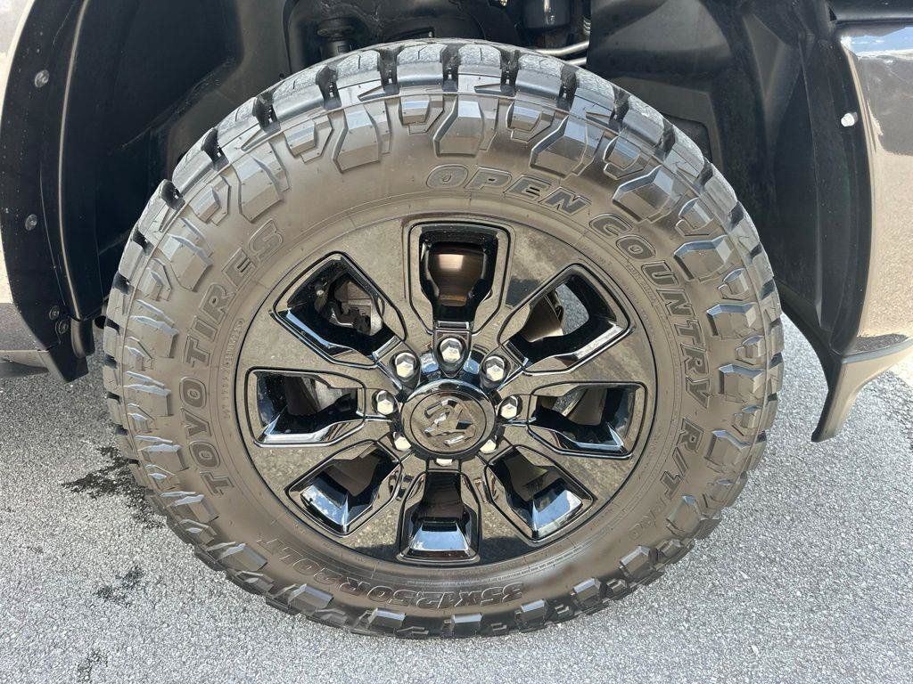 Used 2024 RAM 2500 Limited AWD/4WD image 14