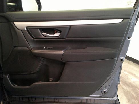 Used 2018 Honda CR-V LX image 31