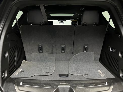 Used 2022 GMC Yukon Denali w/ Denali Ultimate Package image 31