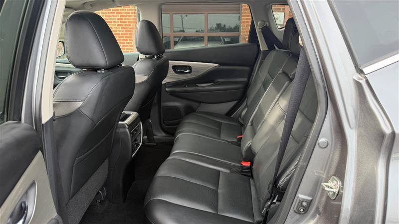 Used 2016 Nissan Murano Platinum w/ Platinum Technology Package AWD/4WD image 18