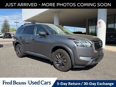 Certified 2022 Nissan Pathfinder SV