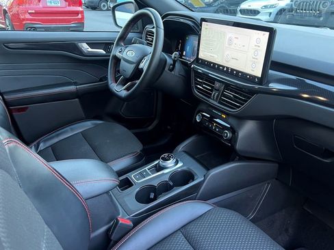 Used 2024 Ford Escape ST-Line Select w/ Tech Pack #1 image 14