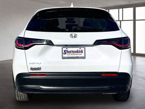 New 2026 Honda HR-V LX image 4