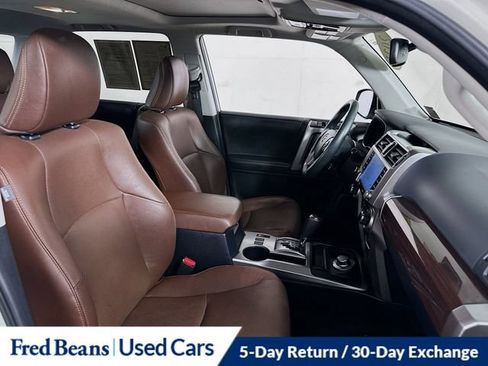 Used 2021 Toyota 4Runner Limited AWD/4WD image 35