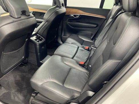 Used 2024 Volvo XC90 T8 Plus w/ Protection Package Premier AWD/4WD image 11