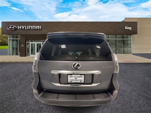 Used 2021 Lexus GX 460 Premium w/ Premium Package image 21