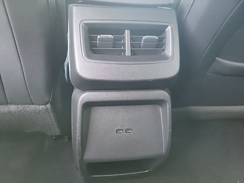 Used 2024 Chevrolet Equinox EV RS AWD/4WD image 36