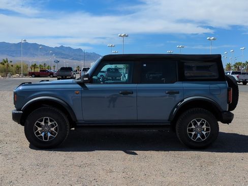 Used 2023 Ford Bronco Badlands AWD/4WD image 6