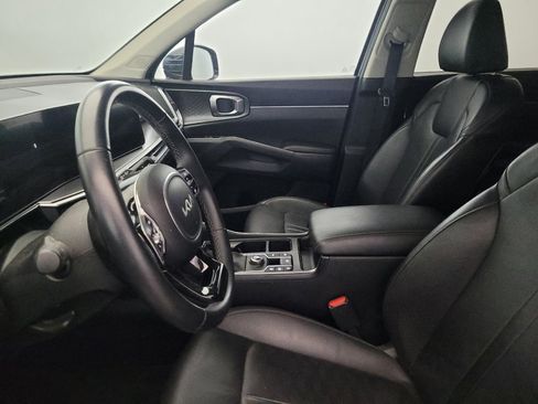 Used 2024 Kia Sorento S w/ Panoramic Sunroof Package FWD image 17