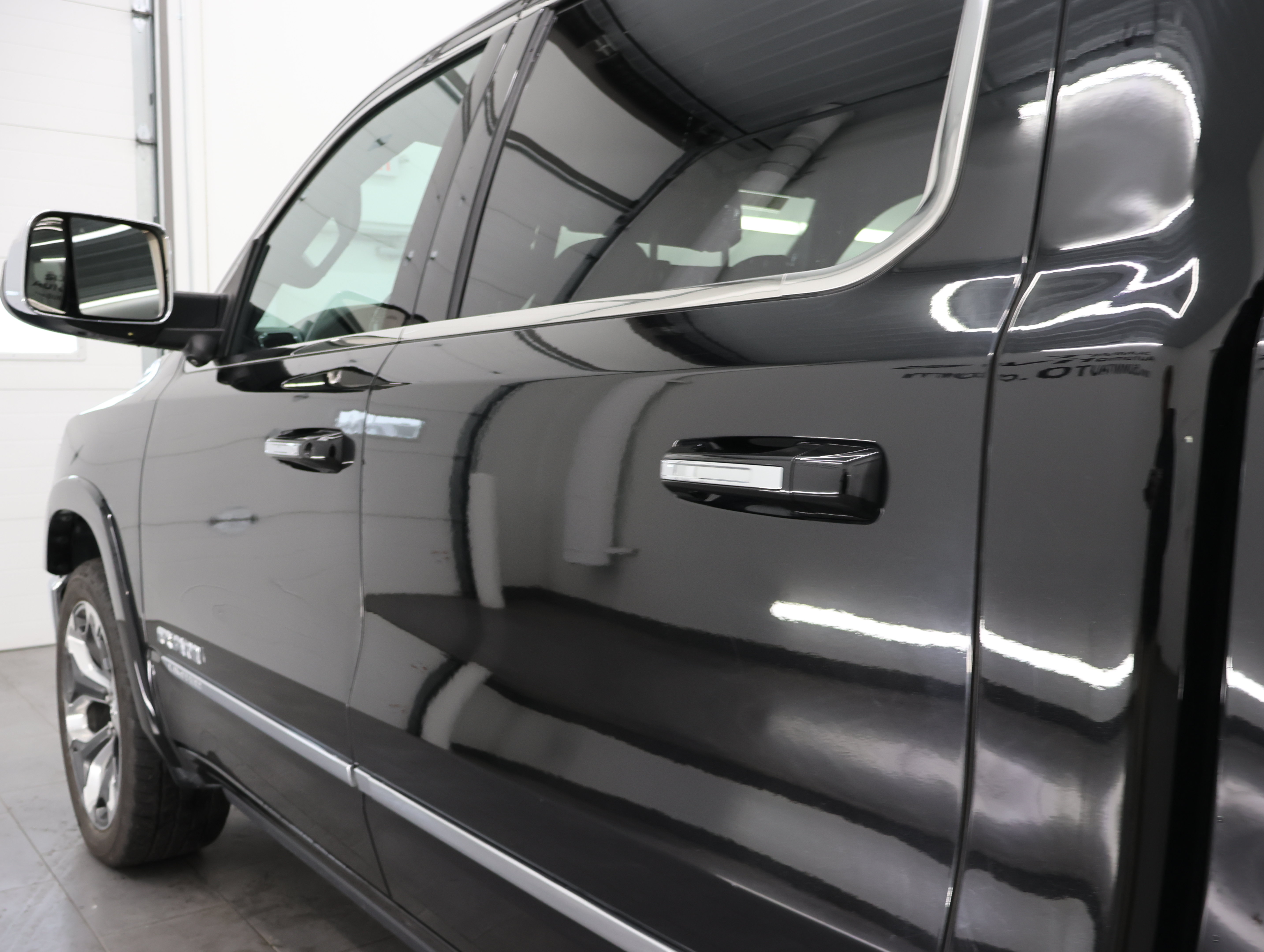 Used 2022 RAM 1500 Limited AWD/4WD image 37