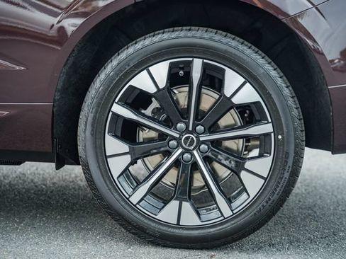 New 2026 Volvo XC60 T8 Plus w/ Protection Package Premier AWD/4WD image 18