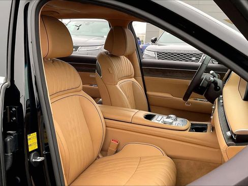 Used 2024 Genesis G90 3.5T image 10