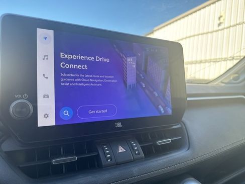 Used 2023 Toyota RAV4 XLE Premium image 19