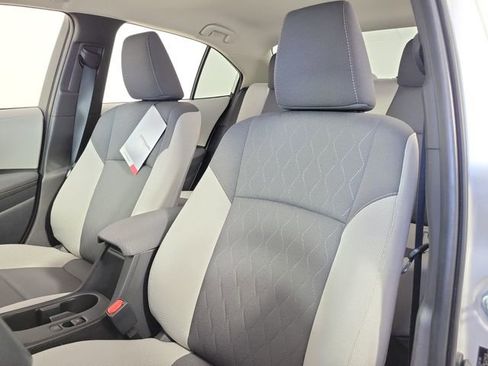 Used 2025 Toyota Corolla LE FWD image 20