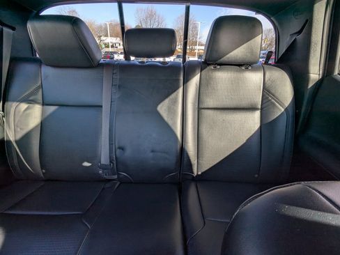 Used 2021 Toyota Tacoma TRD Off-Road image 17